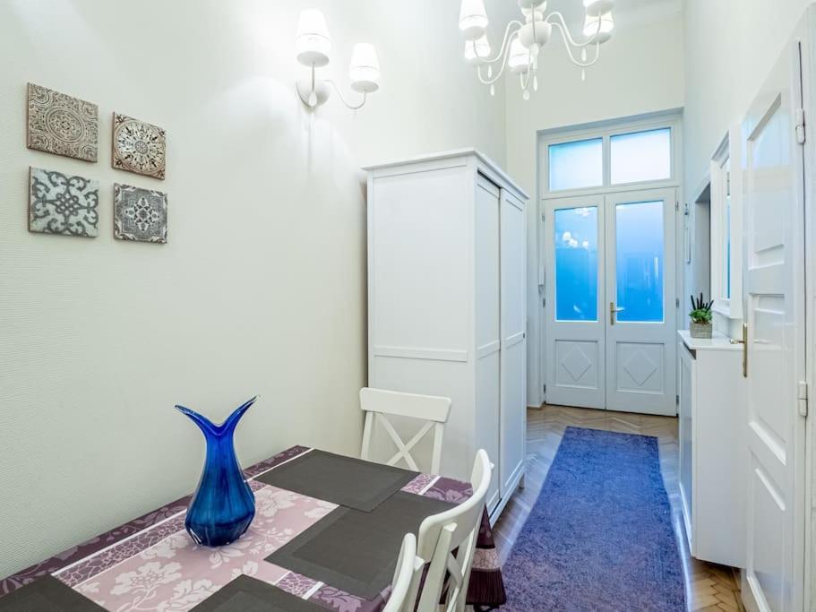 Westend Apartment Boedapest Buitenkant foto
