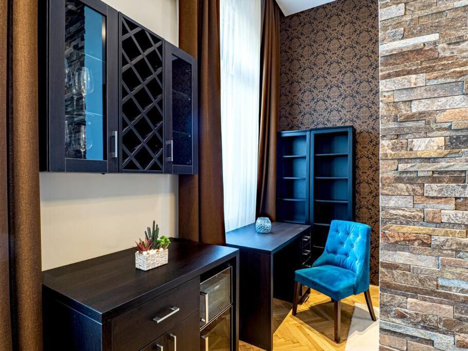 Westend Apartment Boedapest Buitenkant foto