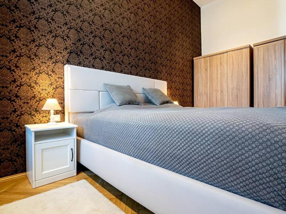 Westend Apartment Boedapest Buitenkant foto