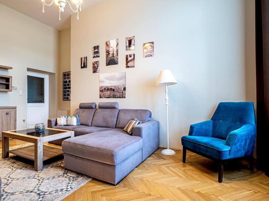 Westend Apartment Boedapest Buitenkant foto