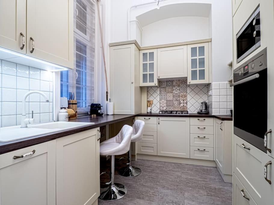 Westend Apartment Boedapest Buitenkant foto